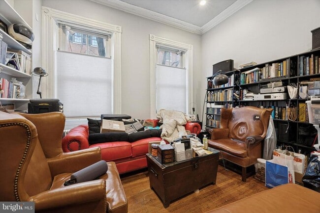 property at 916 Clinton St