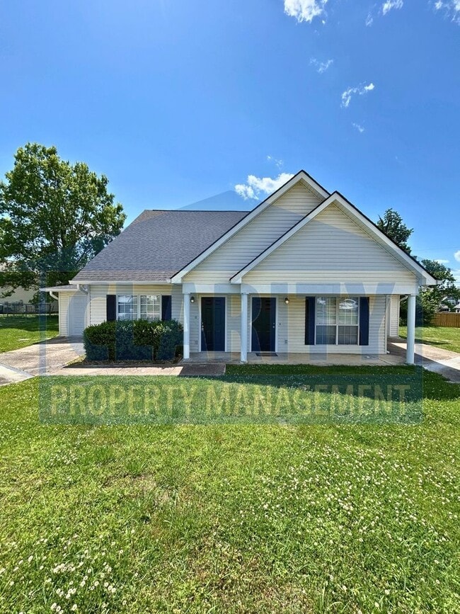 property at 7812 Avalon Acres Ct
