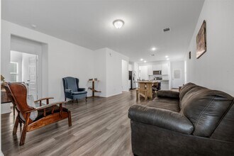 21214 George Vancouver Ct in Porter, TX - Building Photo - Building Photo