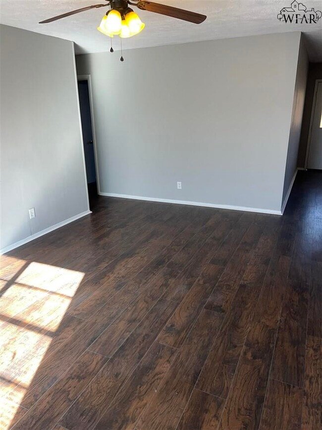 1118 Ireland St in Wichita Falls, TX - Building Photo - Building Photo