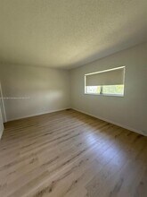 7205 NW 5th Ct, Unit 203 in Margate, FL - Building Photo - Building Photo