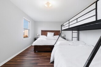 101 Oak St in Bayonne, NJ - Building Photo - Building Photo