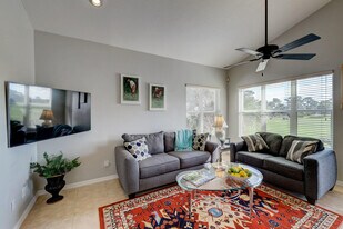 9821 Perfect Dr in Port St. Lucie, FL - Building Photo