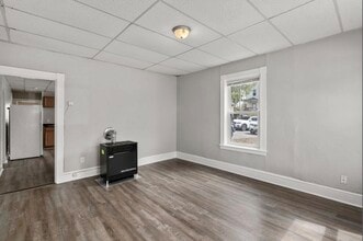 34 Esther St in Worcester, MA - Foto de edificio - Building Photo