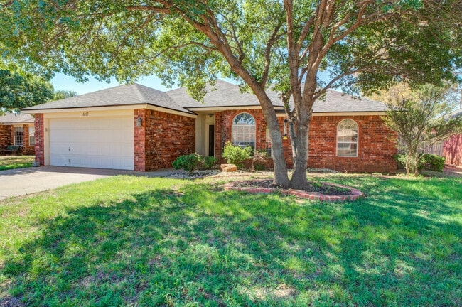 6113 6th St in Lubbock, TX - Building Photo - Building Photo