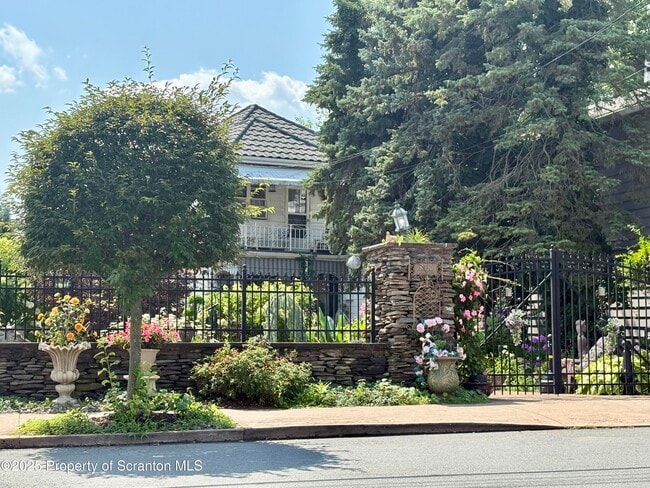 property at 350 Chestnut St