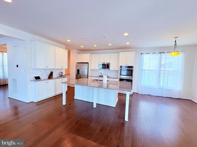 property at 1071 Coastal Ave