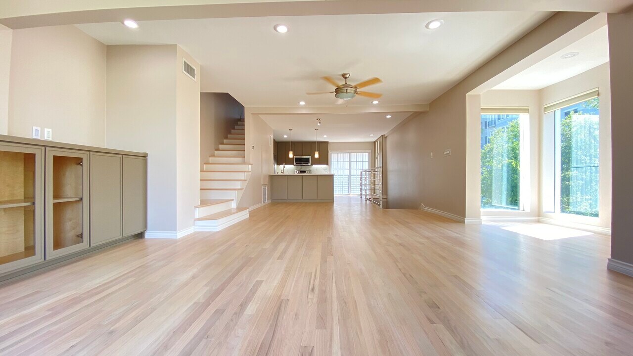 3525 Routh St, Unit #4 in Dallas, TX - Building Photo