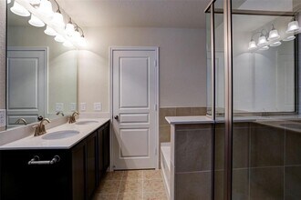 5303 Ivory Glass Dr in Katy, TX - Building Photo - Building Photo