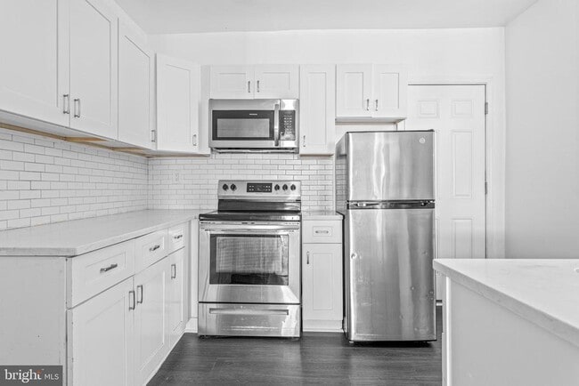 property at 5427 Ridgewood St