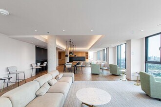 1150 Bd René-Lévesque E in Montréal, QC - Building Photo - Building Photo