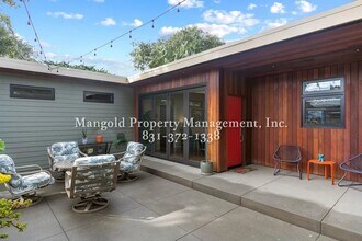 926 Ruth Ct in Pacific Grove, CA - Building Photo - Building Photo