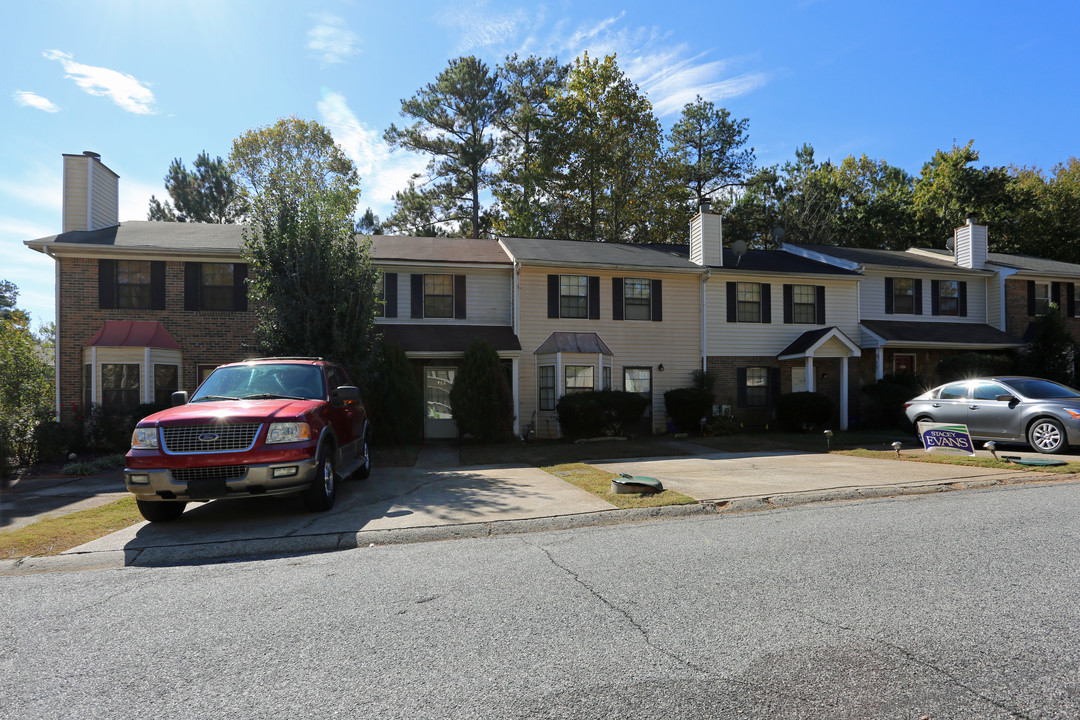 Windy Hill Forest in Smyrna, GA - Building Photo