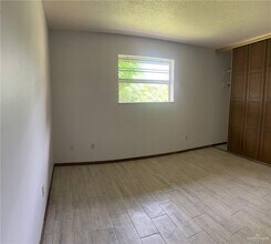 2421 W Tamarack Ave in McAllen, TX - Building Photo - Building Photo
