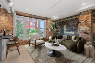 266 E Michigan Ave, Unit 302 in Kalamazoo, MI - Building Photo - Building Photo