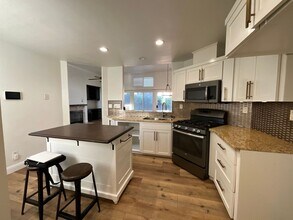 147 N Burgan Ave in Fresno, CA - Building Photo - Building Photo