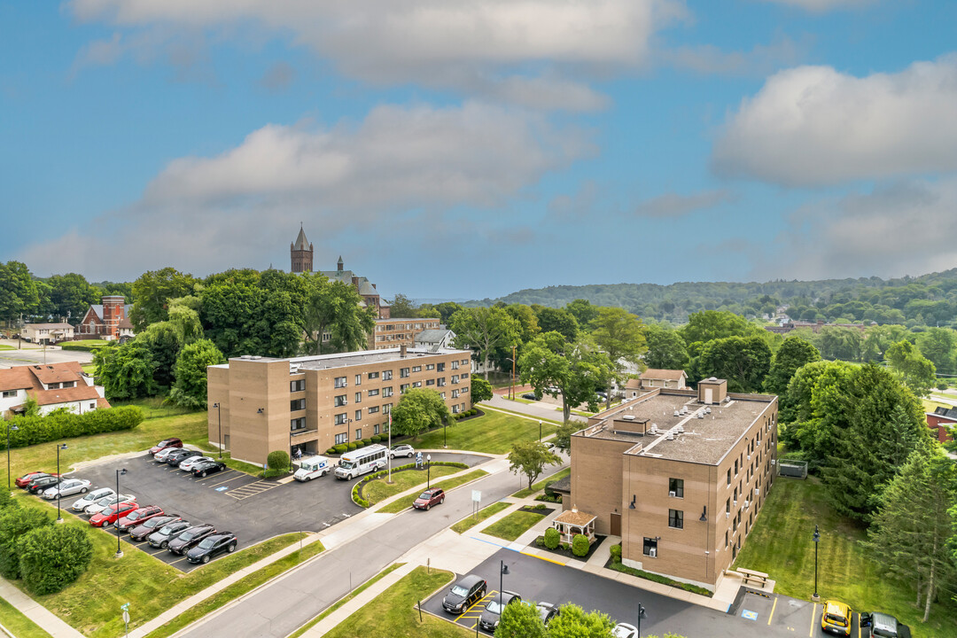 Silvertree Seniors Jamestown in Jamestown, NY - Building Photo