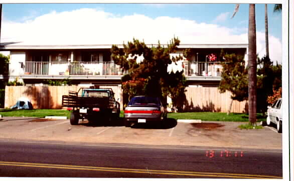 1903 N Vulcan Ave in Encinitas, CA - Building Photo - Building Photo