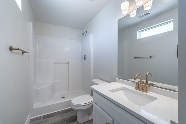 Willowbrooke Apartments in Georgetown, KY - Building Photo - Interior Photo