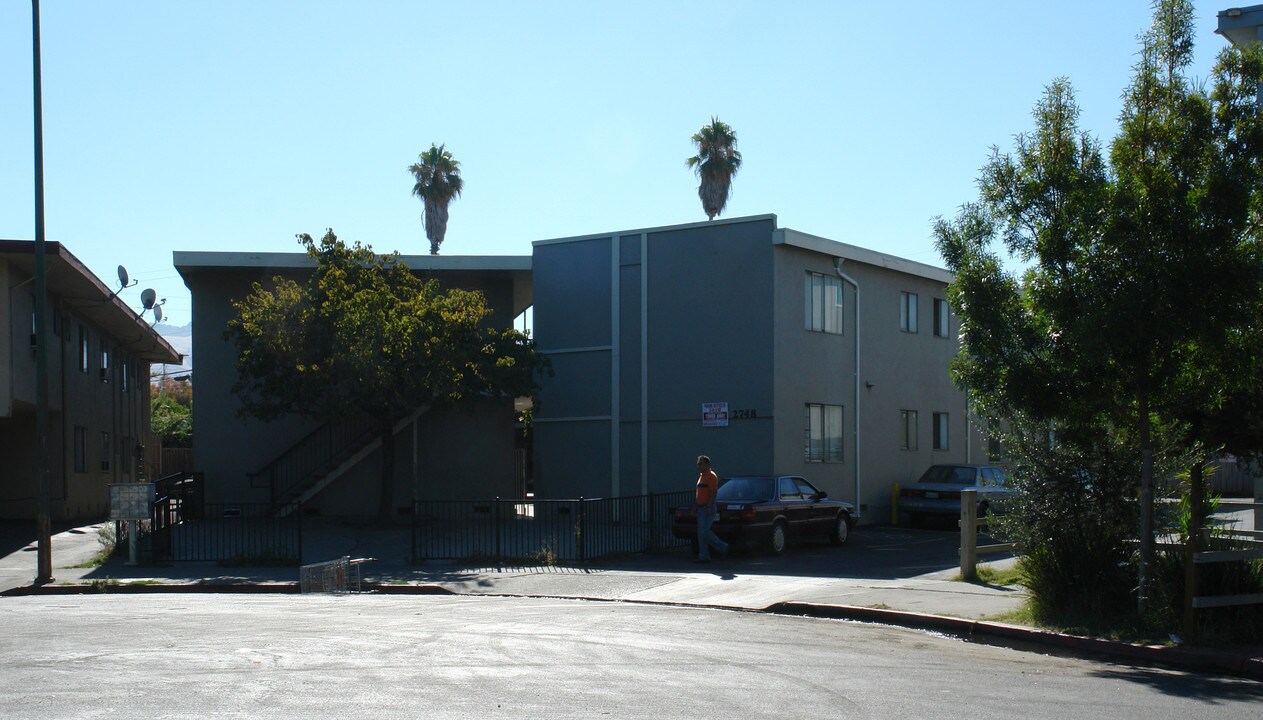 2748 Kollmar Dr in San Jose, CA - Building Photo