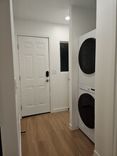 3927 SW Webster St in Seattle, WA - Building Photo - Building Photo