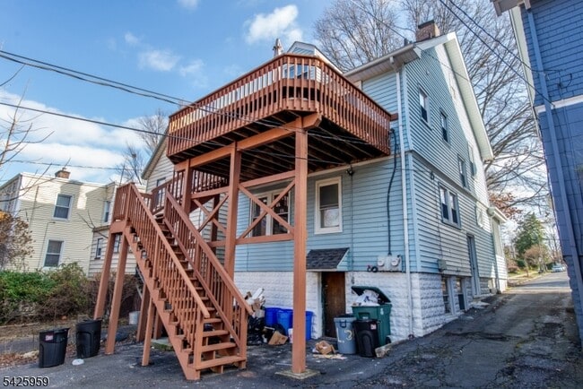 51 Riggs Pl in South Orange, NJ - Building Photo - Building Photo