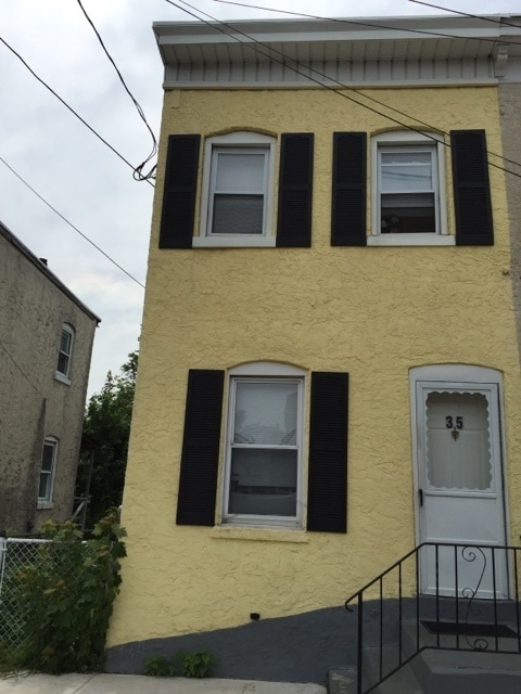 35 Chase St in Trenton, NJ - Building Photo - Building Photo