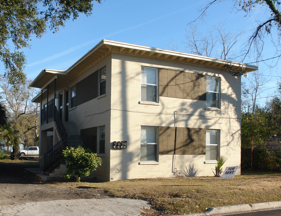 1271 19th St in Jacksonville, FL - Foto de edificio