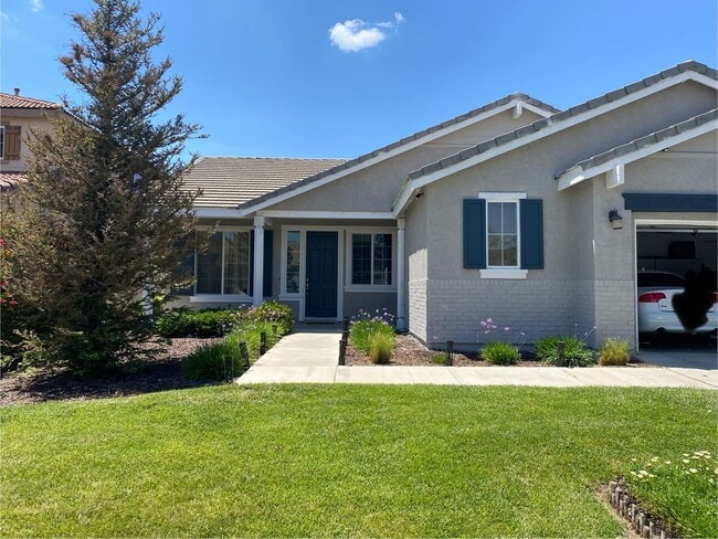 property at 1898 El Nido Ave