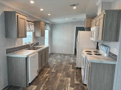 4000 24th St N in St. Petersburg, FL - Foto de edificio - Building Photo