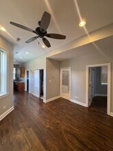4218 W Van Buren St in Chicago, IL - Building Photo - Building Photo