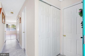 16 High Meadows Dr in Sicklerville, NJ - Building Photo - Building Photo