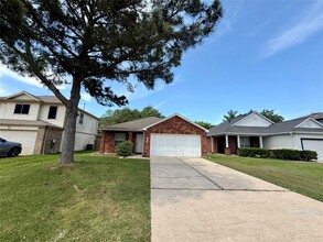 8810 Ancient Willow Dr in Tomball, TX - Building Photo - Building Photo