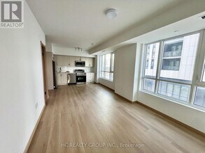 3429 Sheppard Ave E in Toronto, ON - Building Photo - Building Photo