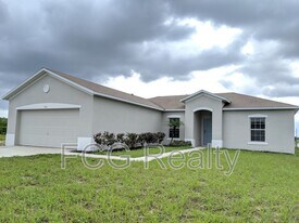 702 Colville Pl in Kissimmee, FL - Building Photo