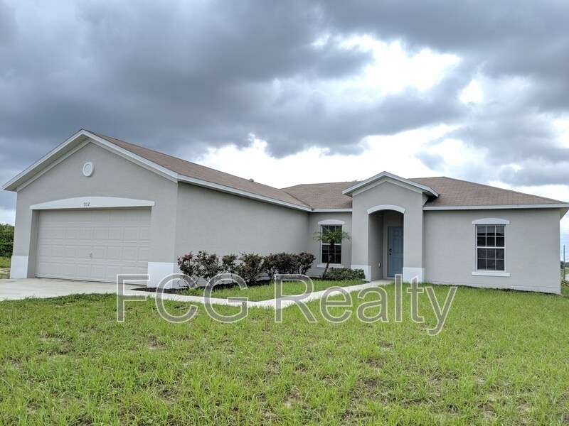 702 Colville Pl in Kissimmee, FL - Building Photo