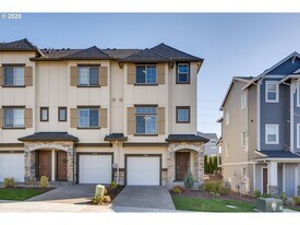 13250 SW Aubergine Ter in Sherwood, OR - Building Photo