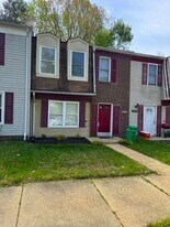 1786 Forest Park Dr in District Heights, MD - Building Photo