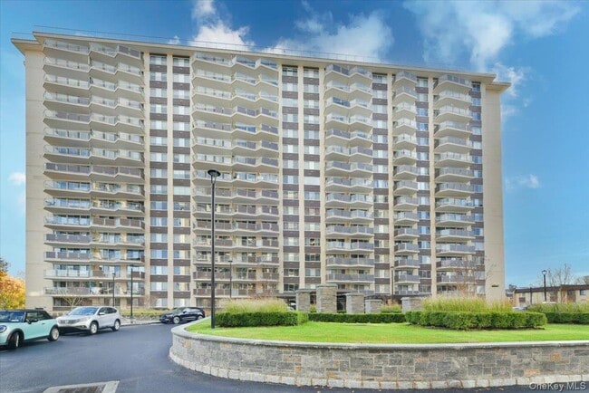 18-15-18215 215th St in Queens, NY - Building Photo - Building Photo