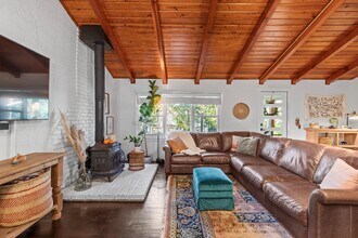 319 Hideaway Lane Central in Hideaway, TX - Building Photo - Building Photo