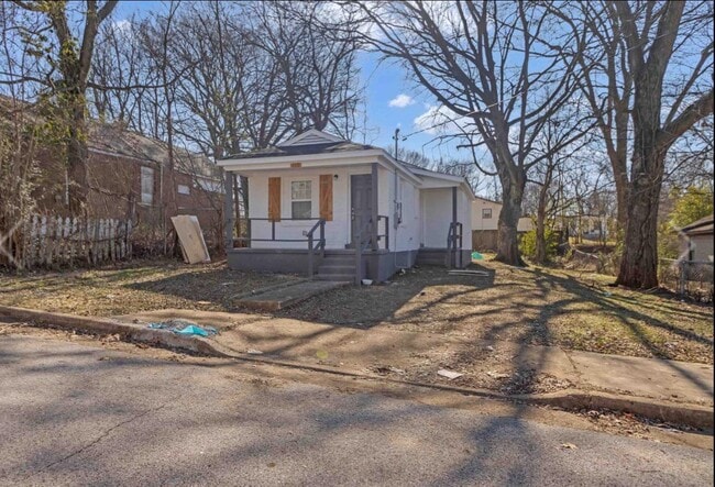 111 W Dison Ave in Memphis, TN - Building Photo - Building Photo