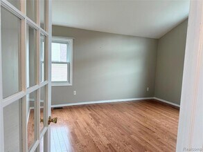 28975 Hearthstone Dr in Novi, MI - Building Photo - Building Photo