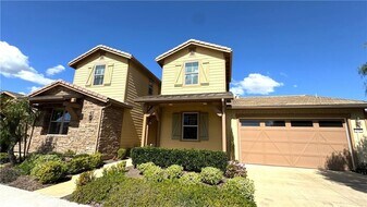 105 Tinker in Irvine, CA - Building Photo