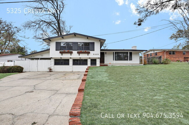 5325 Cresta Way in Jacksonville, FL - Building Photo - Building Photo