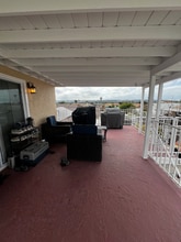 1042 Garland Dr in San Diego, CA - Building Photo - Building Photo