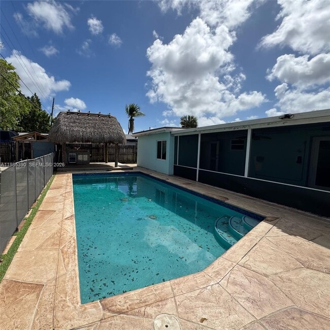 property at 4261 SW 22nd St