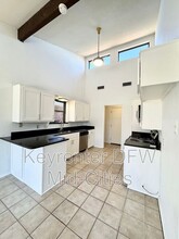 917 Old Mill Cir in Irving, TX - Building Photo - Building Photo