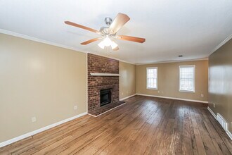 952 Grouse Meadow Dr in Memphis, TN - Foto de edificio - Building Photo