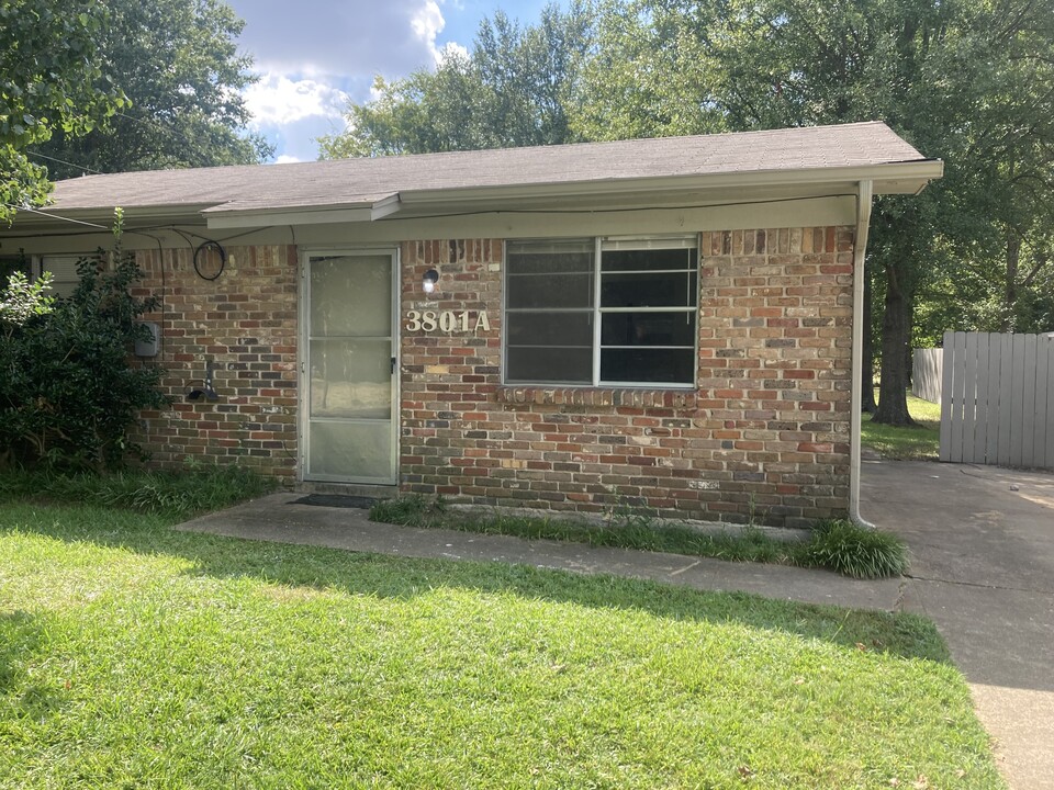 3801 Senator St, Unit 2 in Texarkana, AR - Building Photo