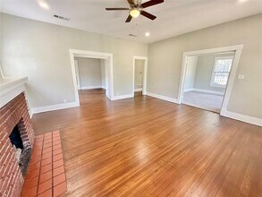 1201 E Lamar St in Sherman, TX - Building Photo - Building Photo